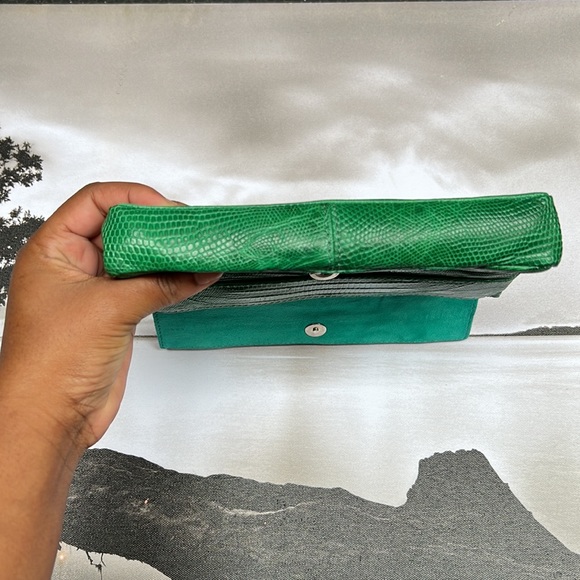 Daniella Ortiz luxury April lizard leather Clutch - Picture 9 of 12